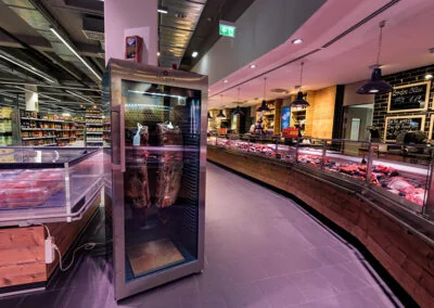 Dry-Aged-Fleisch im Reifeschrank