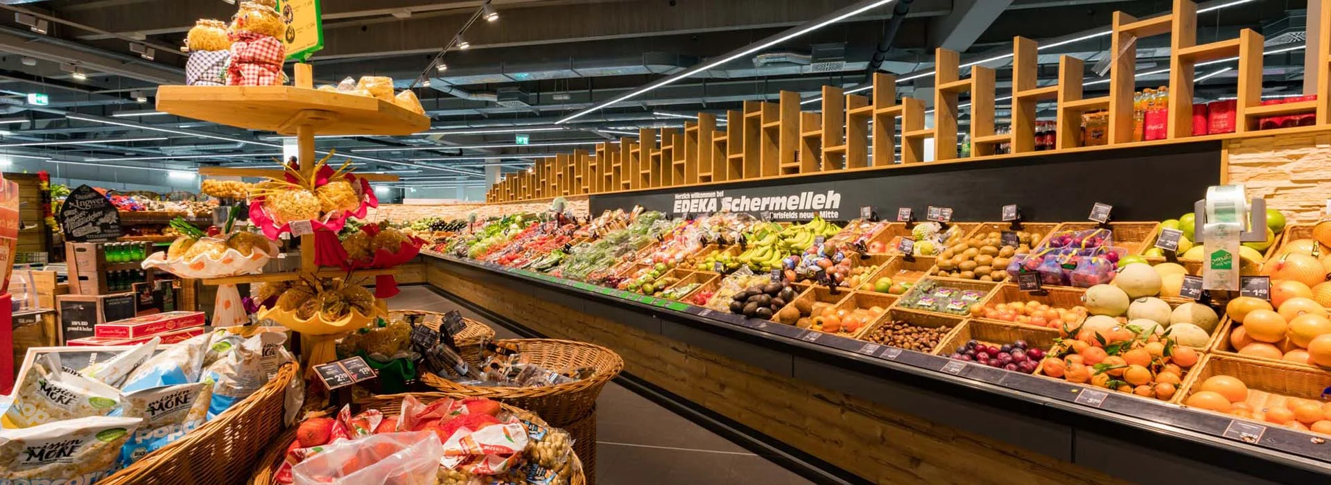 Obst- und Gemüseabteilung im EDEKA Schermelleh Karlsfeld